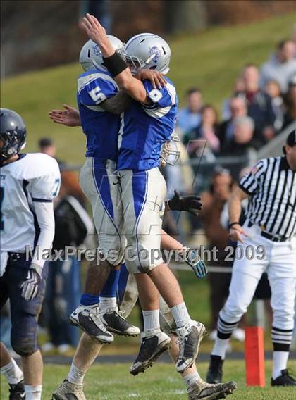 Thumbnail 1 in Salem vs Nashua (NHIAA North D1 Final) photogallery.
