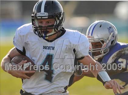 Thumbnail 2 in Salem vs Nashua (NHIAA North D1 Final) photogallery.