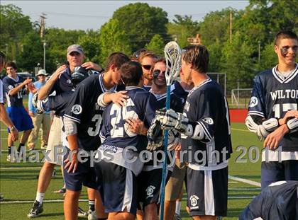 Thumbnail 3 in Darien vs. Wilton (CIAC Class M Semifinal) photogallery.
