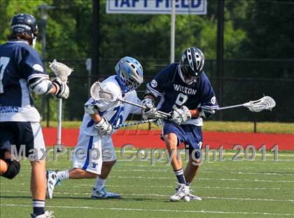 Thumbnail 3 in Darien vs. Wilton (CIAC Class M Semifinal) photogallery.