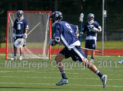 Thumbnail 2 in Darien vs. Wilton (CIAC Class M Semifinal) photogallery.