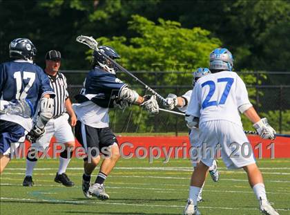 Thumbnail 1 in Darien vs. Wilton (CIAC Class M Semifinal) photogallery.