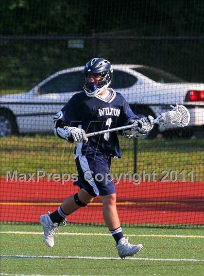 Thumbnail 2 in Darien vs. Wilton (CIAC Class M Semifinal) photogallery.