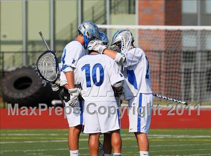 Thumbnail 2 in Darien vs. Wilton (CIAC Class M Semifinal) photogallery.
