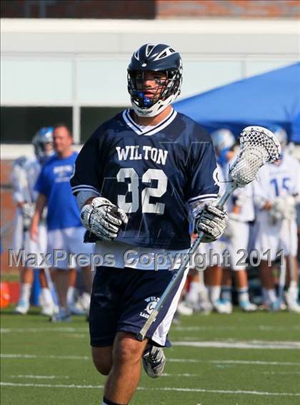 Thumbnail 3 in Darien vs. Wilton (CIAC Class M Semifinal) photogallery.