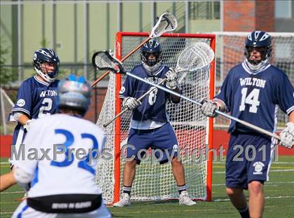 Thumbnail 2 in Darien vs. Wilton (CIAC Class M Semifinal) photogallery.