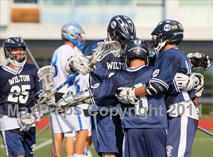 Thumbnail 3 in Darien vs. Wilton (CIAC Class M Semifinal) photogallery.
