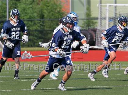Thumbnail 2 in Darien vs. Wilton (CIAC Class M Semifinal) photogallery.