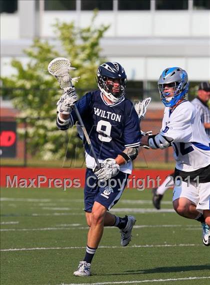 Thumbnail 1 in Darien vs. Wilton (CIAC Class M Semifinal) photogallery.