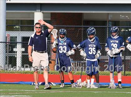 Thumbnail 3 in Darien vs. Wilton (CIAC Class M Semifinal) photogallery.