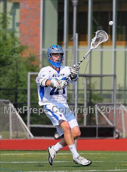 Thumbnail 1 in Darien vs. Wilton (CIAC Class M Semifinal) photogallery.