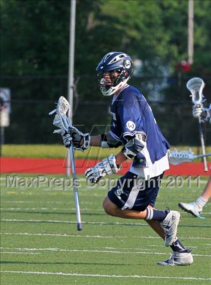 Thumbnail 1 in Darien vs. Wilton (CIAC Class M Semifinal) photogallery.