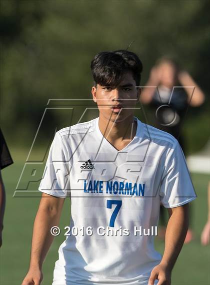 Thumbnail 2 in JV: Reagan @ Lake Norman photogallery.