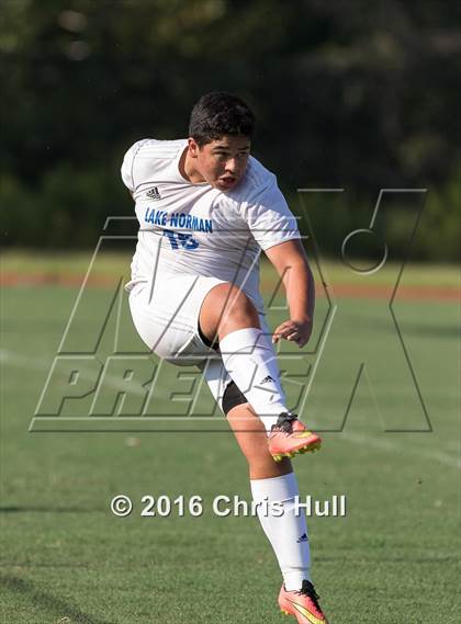 Thumbnail 2 in JV: Reagan @ Lake Norman photogallery.