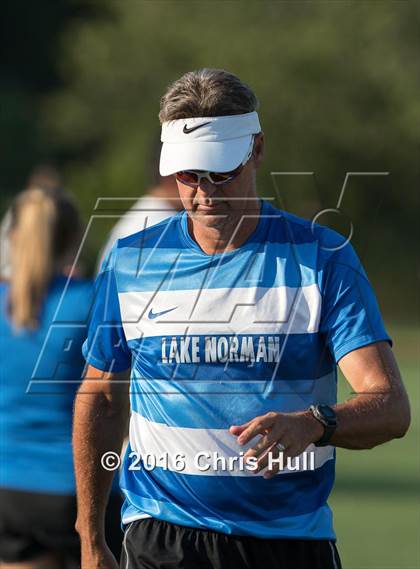 Thumbnail 3 in JV: Reagan @ Lake Norman photogallery.
