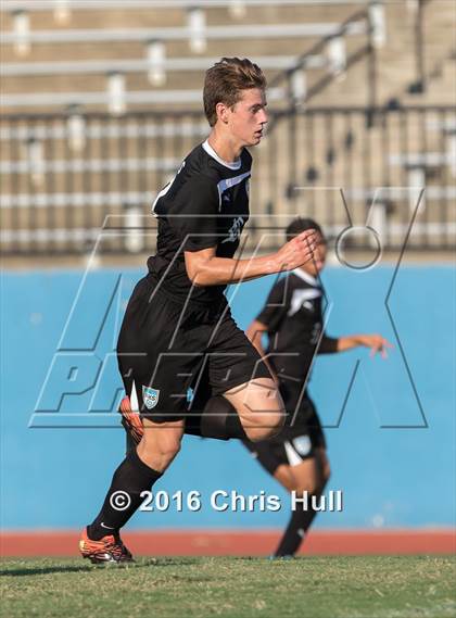 Thumbnail 2 in JV: Reagan @ Lake Norman photogallery.