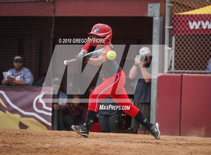Thumbnail 2 in View Park vs. Roosevelt  (CIF LACS Final) photogallery.