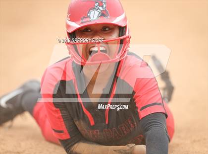Thumbnail 3 in View Park vs. Roosevelt  (CIF LACS Final) photogallery.