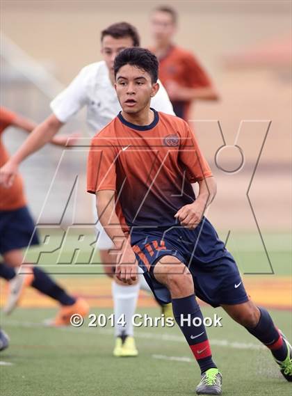 Thumbnail 2 in Catalina Foothills vs. Cienega (Brandon Bean Kickoff Classic - Semifinal) photogallery.
