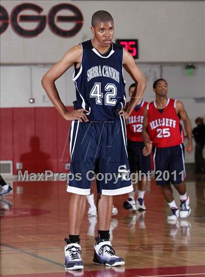 Thumbnail 1 in Sierra Canyon @ Bellarmine-Jefferson photogallery.