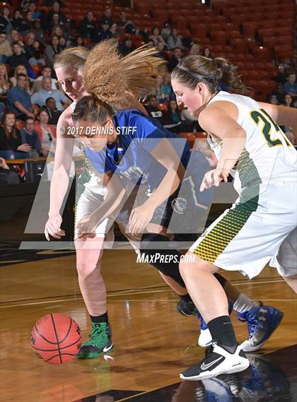 Thumbnail 2 in Capital Christian vs. Argonaut (CIF SJS D5 Final) photogallery.