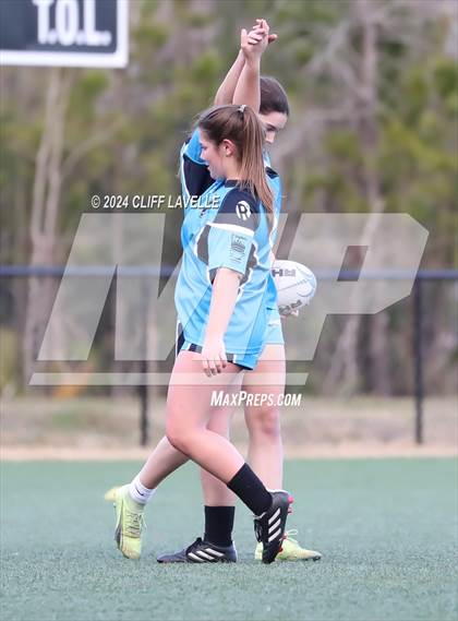 Thumbnail 3 in Lucy Beckham vs Oceanside Collegiate Academy (South Carolina State Championship) photogallery.