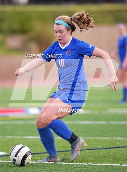 Thumbnail 1 in St. Ignatius vs Saint Francis photogallery.
