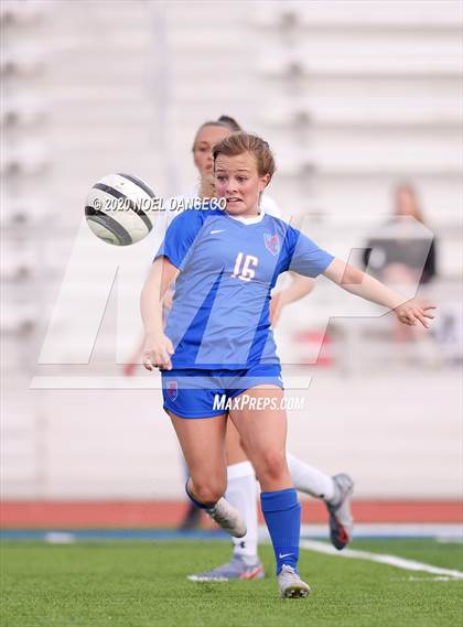 Thumbnail 1 in St. Ignatius vs Saint Francis photogallery.