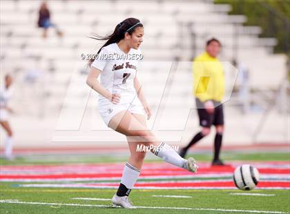 Thumbnail 2 in St. Ignatius vs Saint Francis photogallery.