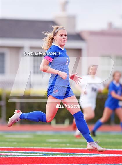 Thumbnail 3 in St. Ignatius vs Saint Francis photogallery.