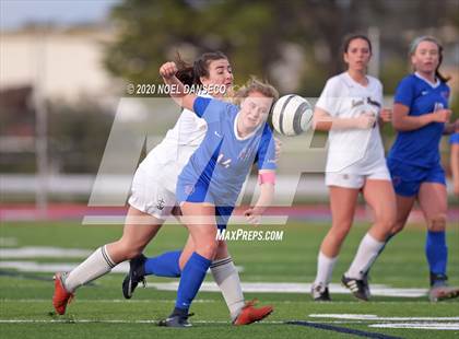 Thumbnail 3 in St. Ignatius vs Saint Francis photogallery.