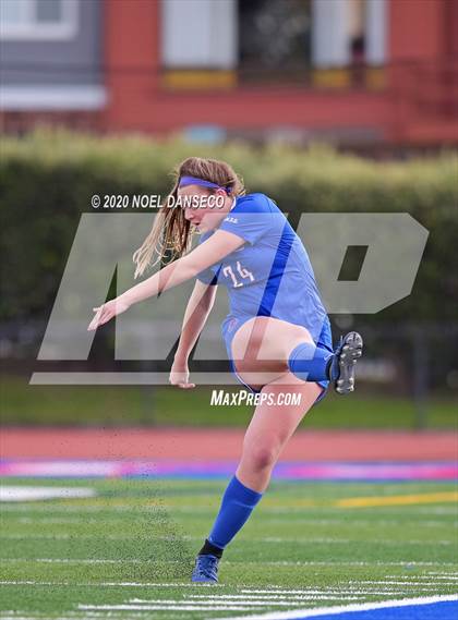 Thumbnail 1 in St. Ignatius vs Saint Francis photogallery.