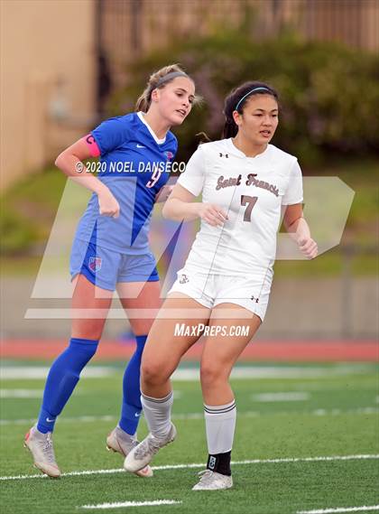 Thumbnail 1 in St. Ignatius vs Saint Francis photogallery.