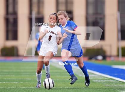 Thumbnail 3 in St. Ignatius vs Saint Francis photogallery.