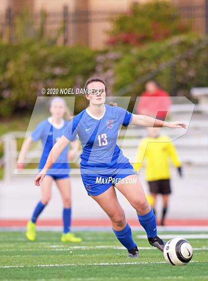 Thumbnail 1 in St. Ignatius vs Saint Francis photogallery.