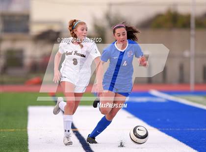 Thumbnail 2 in St. Ignatius vs Saint Francis photogallery.