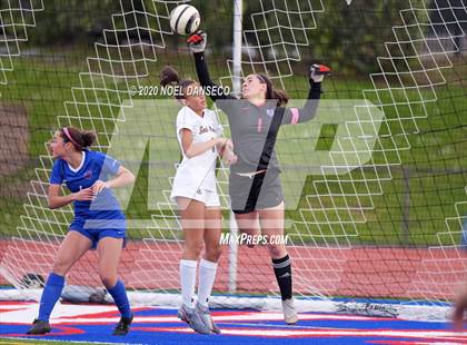 Thumbnail 3 in St. Ignatius vs Saint Francis photogallery.