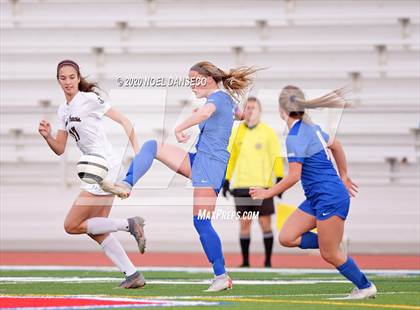 Thumbnail 1 in St. Ignatius vs Saint Francis photogallery.