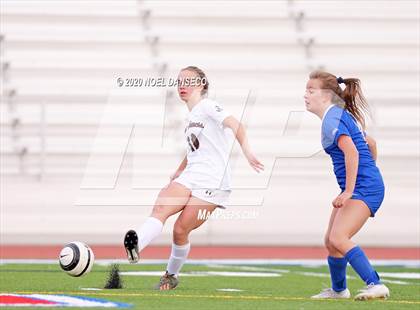 Thumbnail 2 in St. Ignatius vs Saint Francis photogallery.