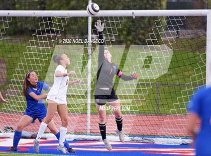 Thumbnail 3 in St. Ignatius vs Saint Francis photogallery.