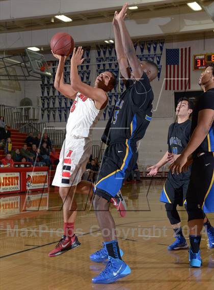 Thumbnail 3 in Antelope vs. Newark Memorial (Father Kelly Tribute) photogallery.