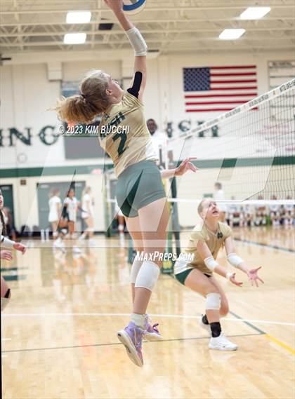 Thumbnail 3 in Walled Lake Western @ Notre Dame Prep photogallery.