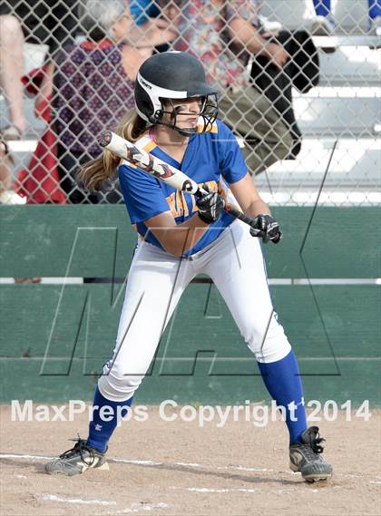 Thumbnail 2 in Redwood vs. Terra Linda (CIF MCAL Playoff) photogallery.