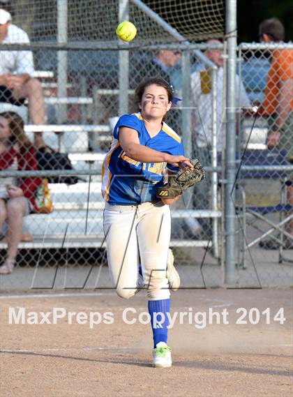 Thumbnail 2 in Redwood vs. Terra Linda (CIF MCAL Playoff) photogallery.