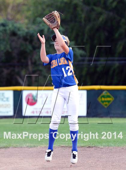 Thumbnail 3 in Redwood vs. Terra Linda (CIF MCAL Playoff) photogallery.