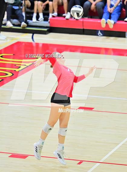 Thumbnail 2 in La Costa Canyon vs Cathedral Catholic (CIFSDS Open Division Semifinal) photogallery.