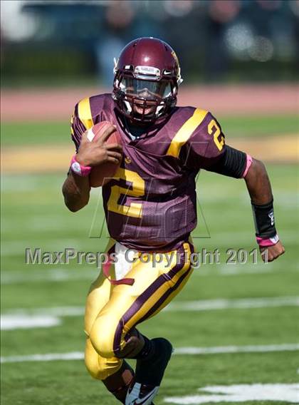 Thumbnail 2 in Mount Carmel @ Loyola Academy photogallery.