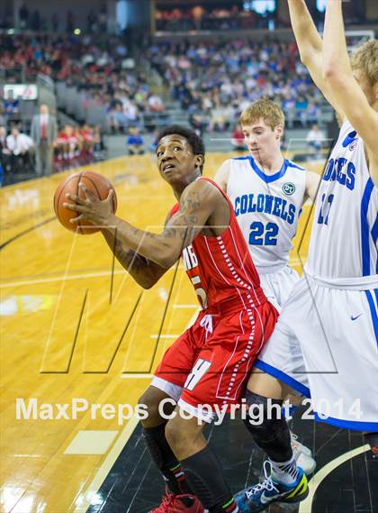Thumbnail 1 in Covington Catholic vs Holmes (KHSAA 9th Region Final) photogallery.
