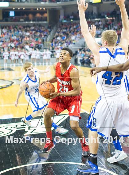 Thumbnail 2 in Covington Catholic vs Holmes (KHSAA 9th Region Final) photogallery.