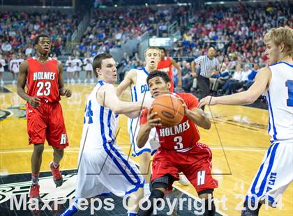 Thumbnail 2 in Covington Catholic vs Holmes (KHSAA 9th Region Final) photogallery.